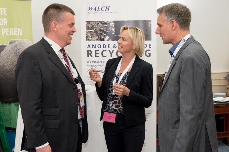 icbr-2018-battery-recycling-congress-attendees-discussing